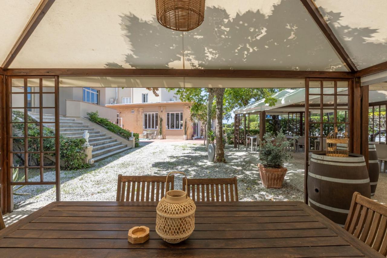 Hotel Quisisana Вада Экстерьер фото